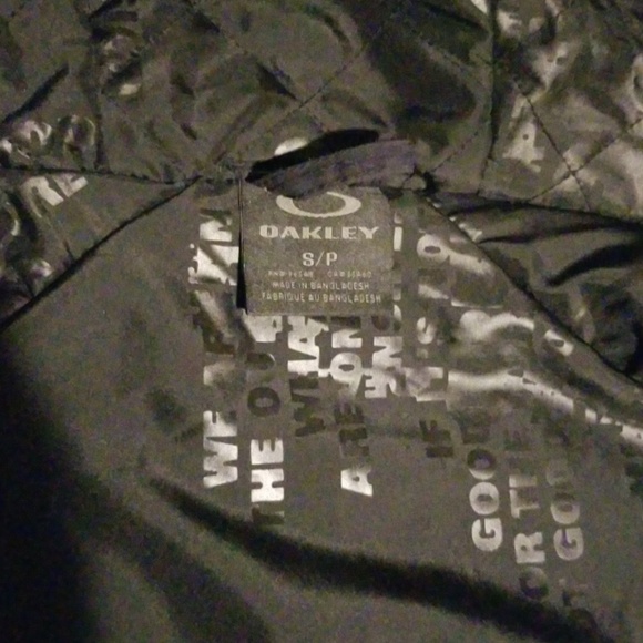 Coat - Picture 2 of 3